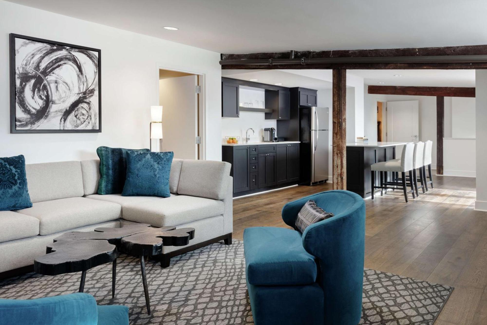 Foundry Hotel Asheville, Curio Collection By Hilton Exterior photo