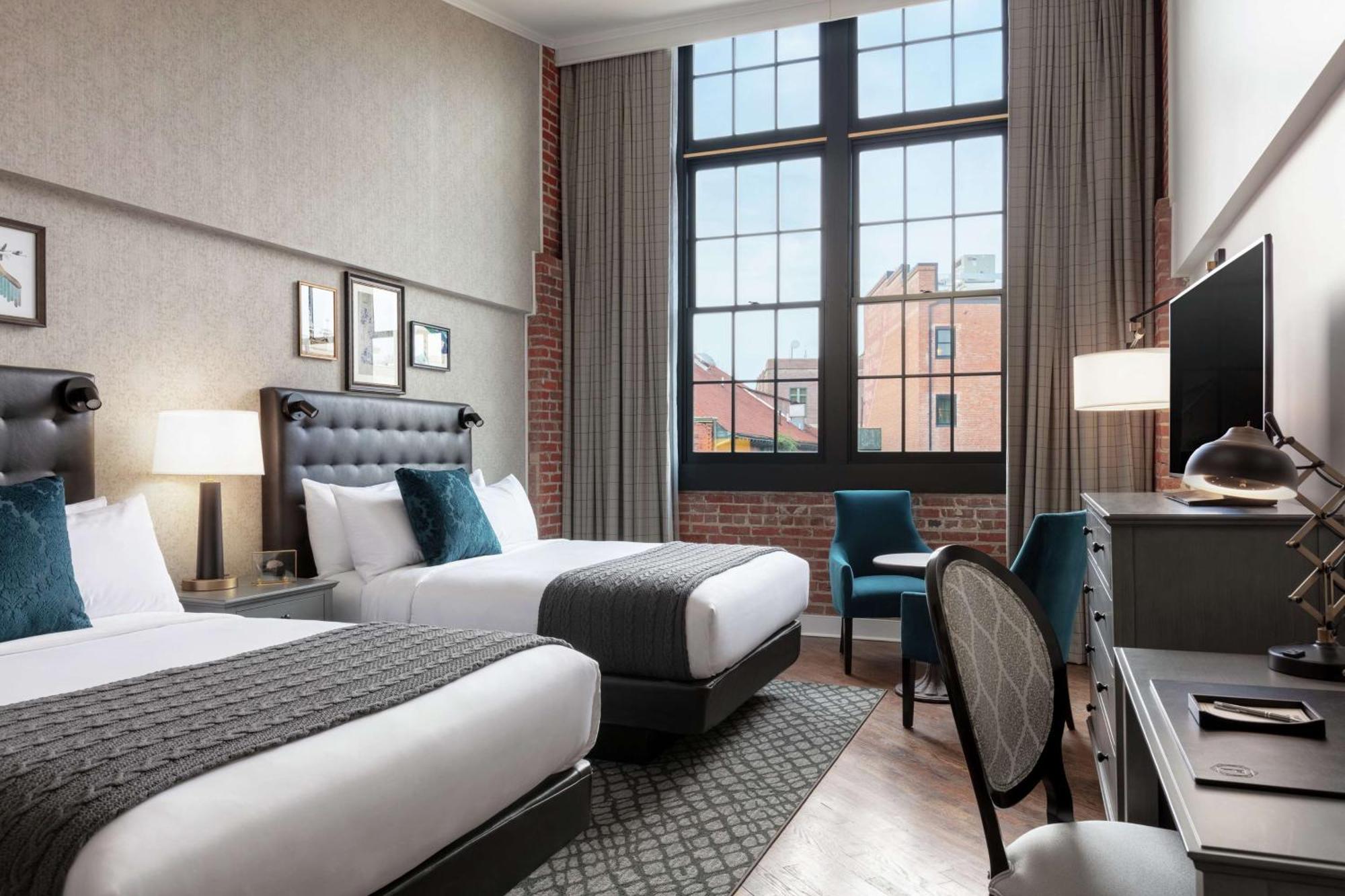 Foundry Hotel Asheville, Curio Collection By Hilton Exterior photo