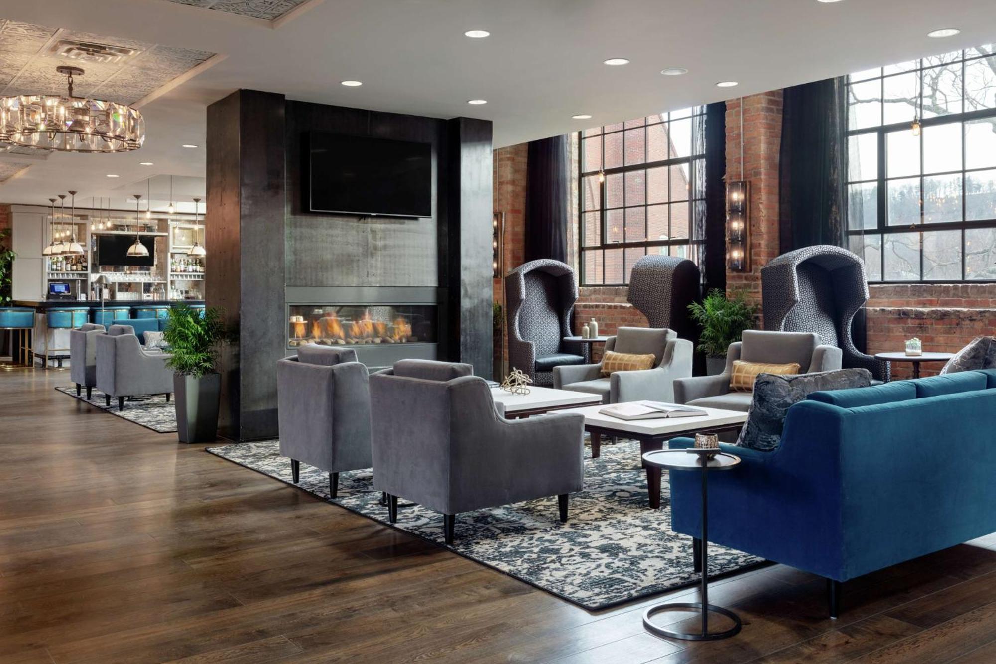 Foundry Hotel Asheville, Curio Collection By Hilton Exterior photo